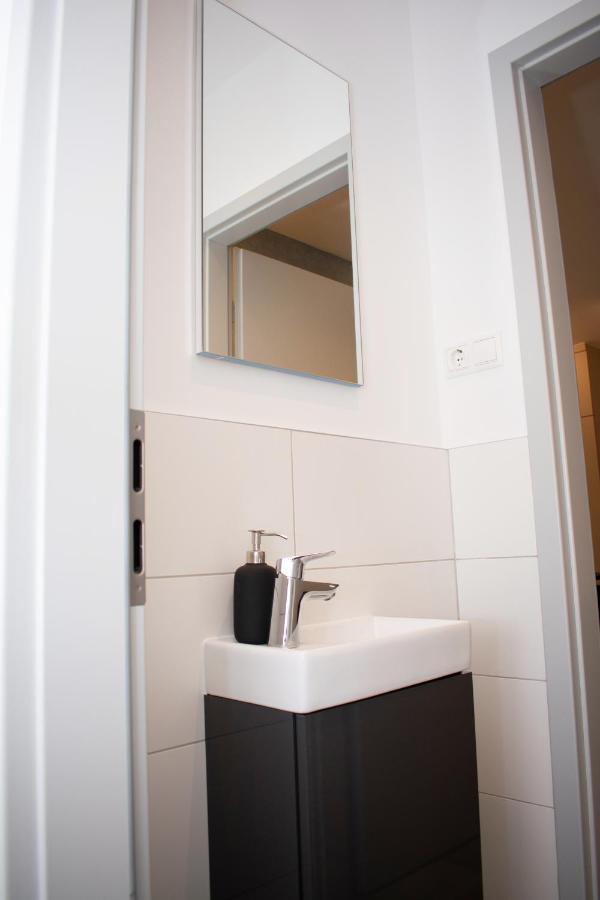 Luxury Cozy 2 Bdr Downtown Apt.5 Budapest Esterno foto