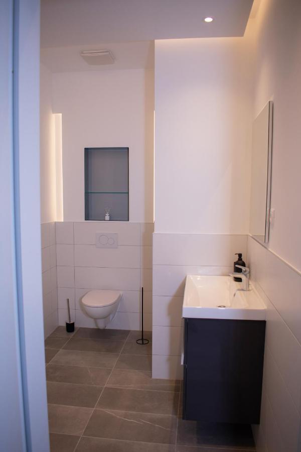 Luxury Cozy 2 Bdr Downtown Apt.5 Budapest Esterno foto