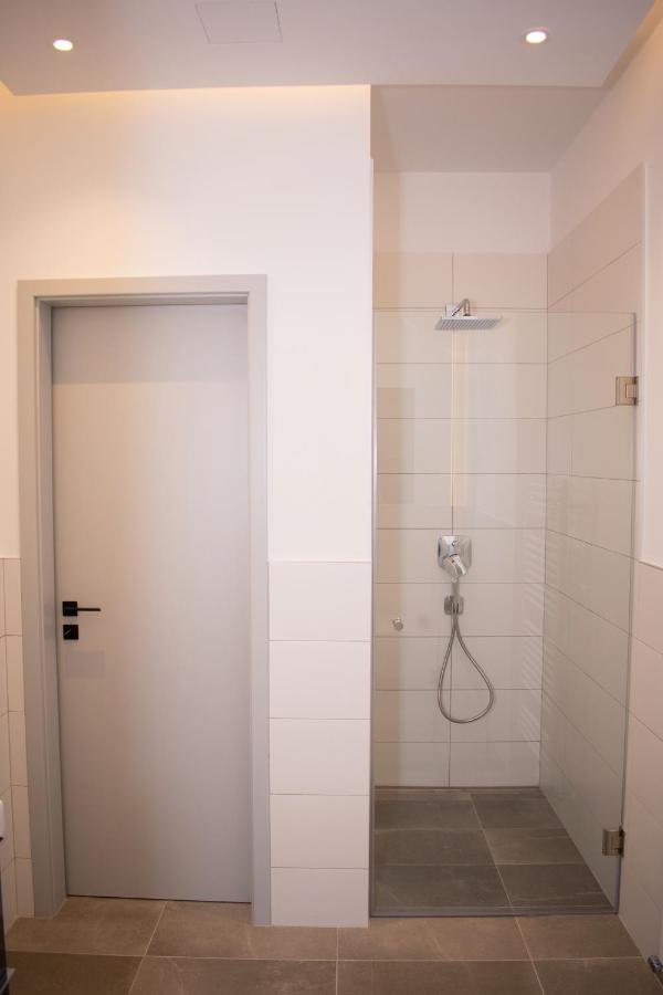 Luxury Cozy 2 Bdr Downtown Apt.5 Budapest Esterno foto